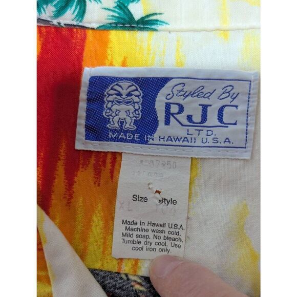 RJC Vintage Men's Multi-Color Short-Sleeve Tropical Button Front Shirt Size XL - Picture 3 of 5